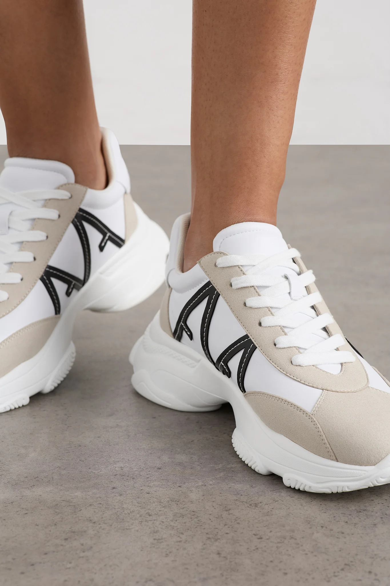 A.A Logo Sneaker 957 - Image 5