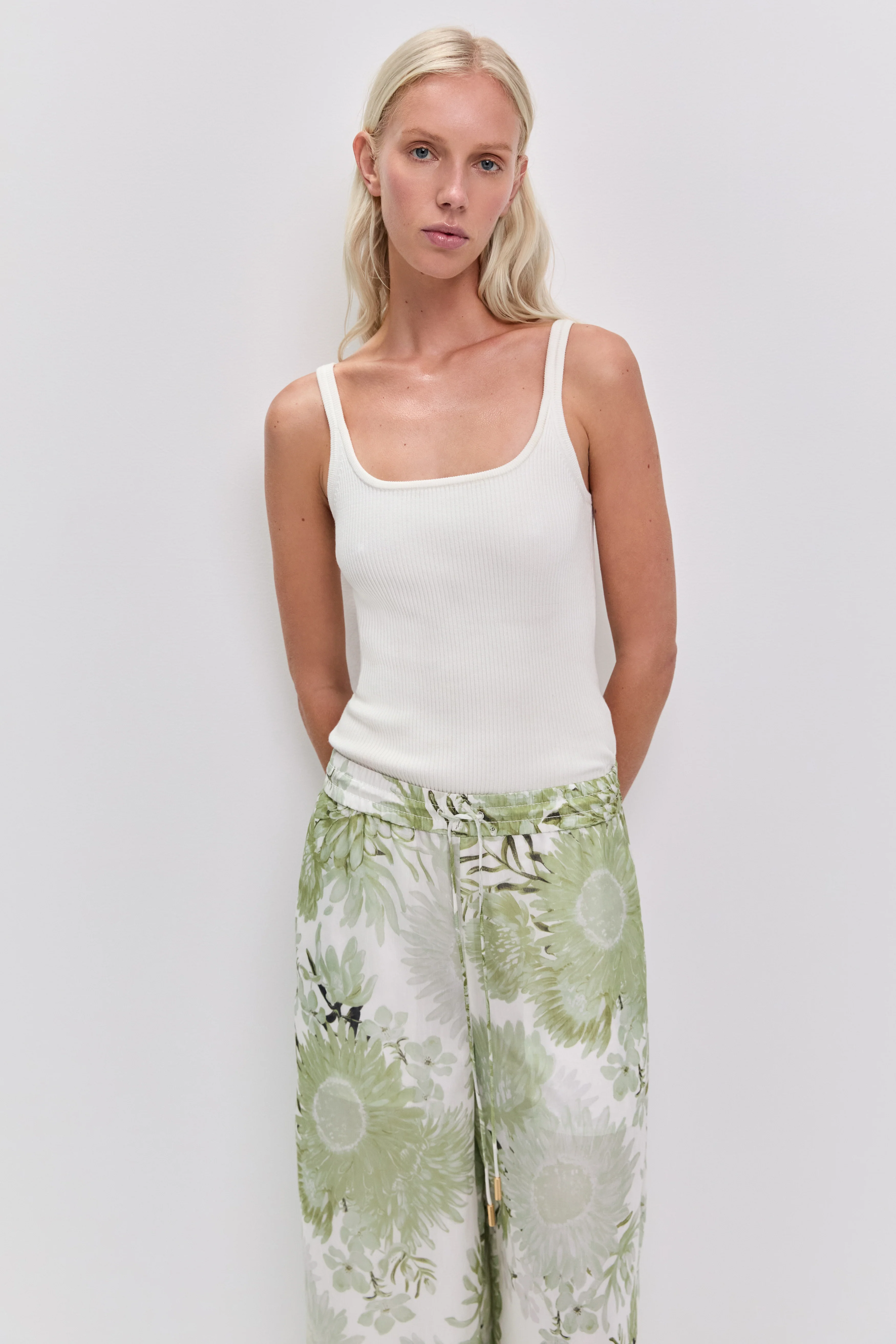 Adina Pant - Image 3
