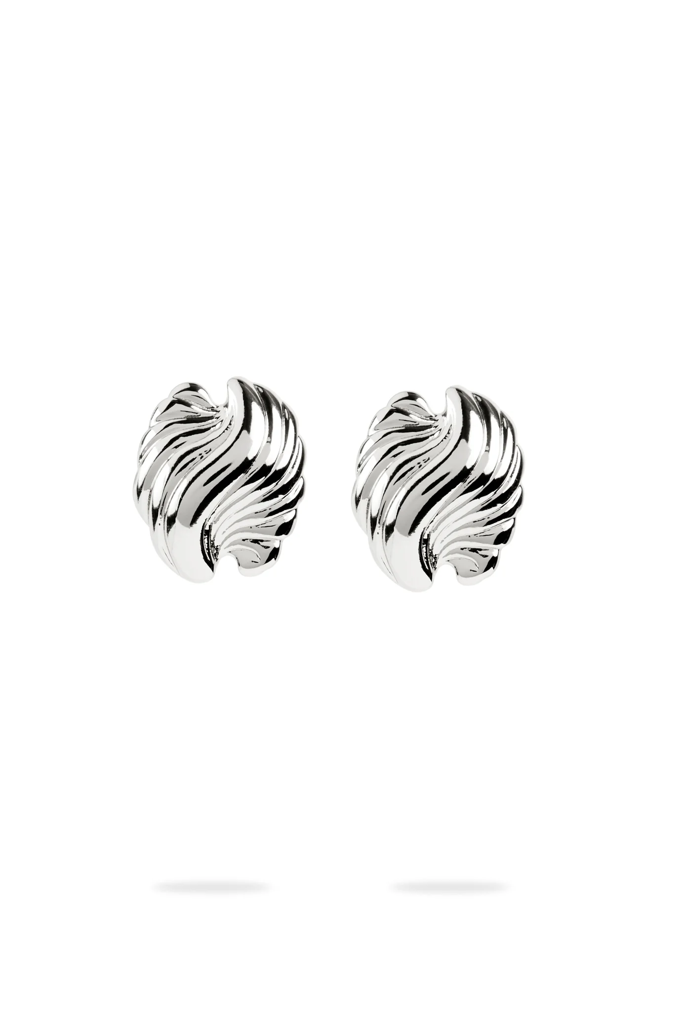 Alina Mini Clamshell Earring