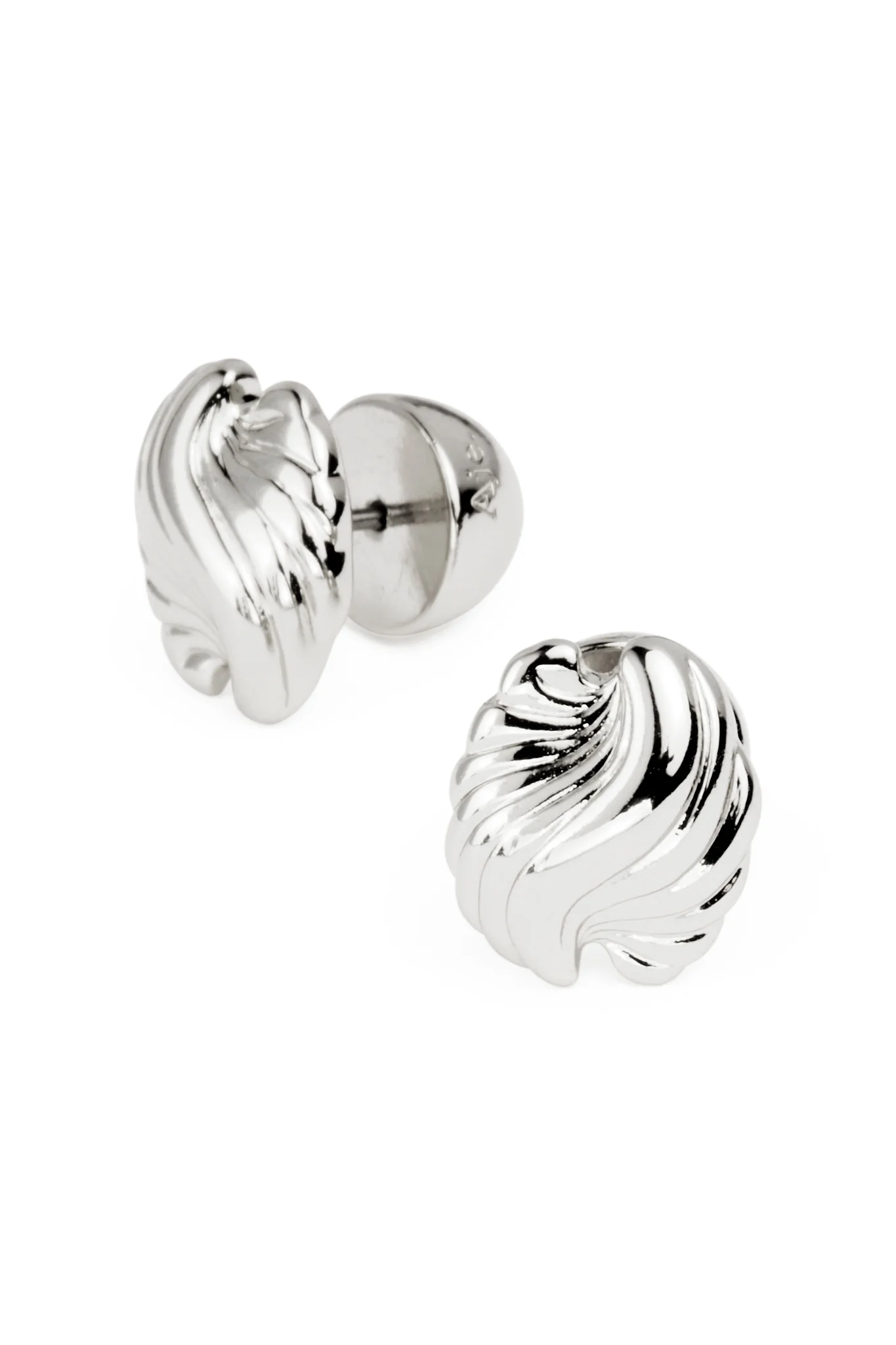 Alina Mini Clamshell Earring - Image 4