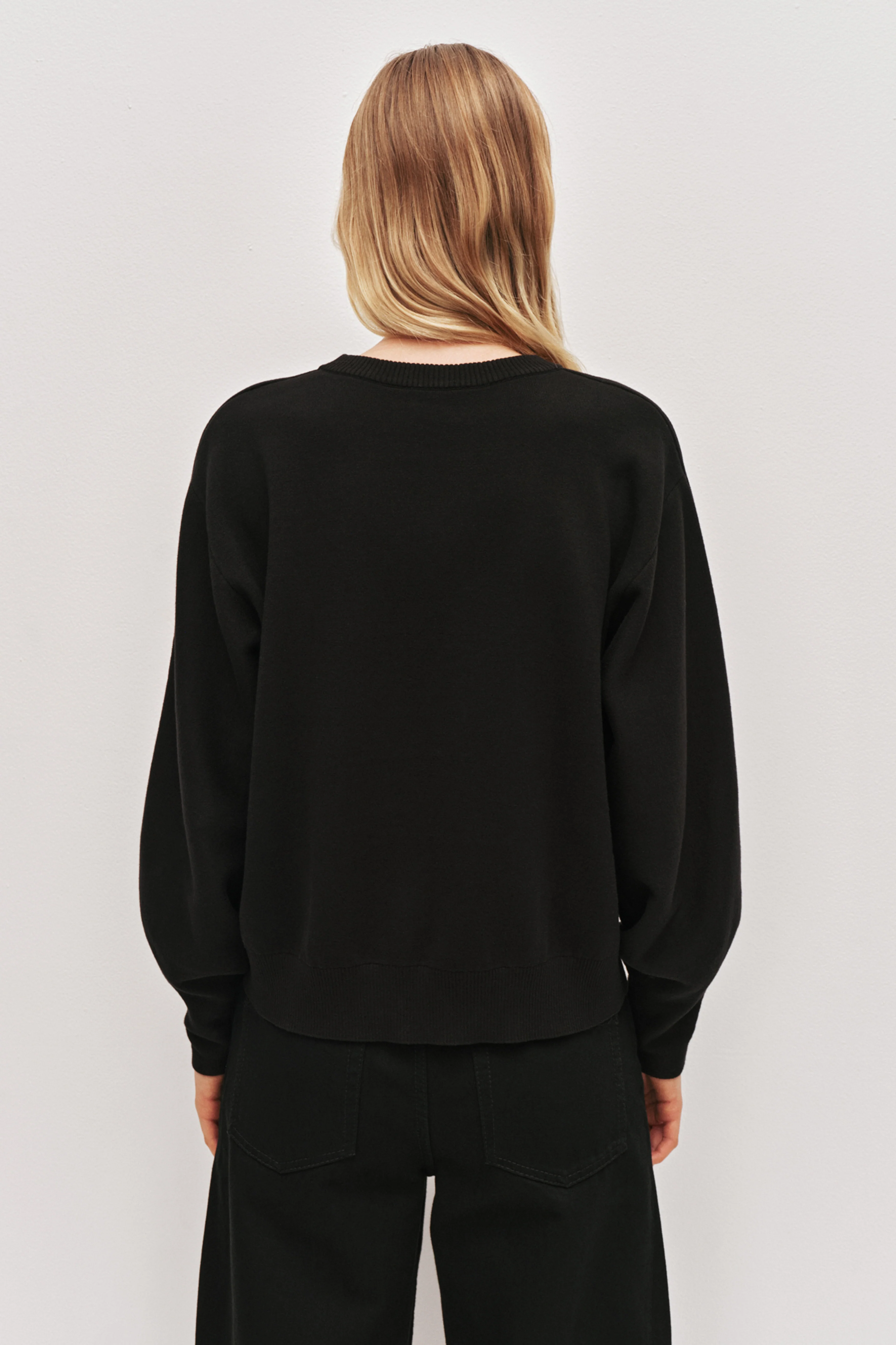 Andie Pearl Logo Jumper - Image 4
