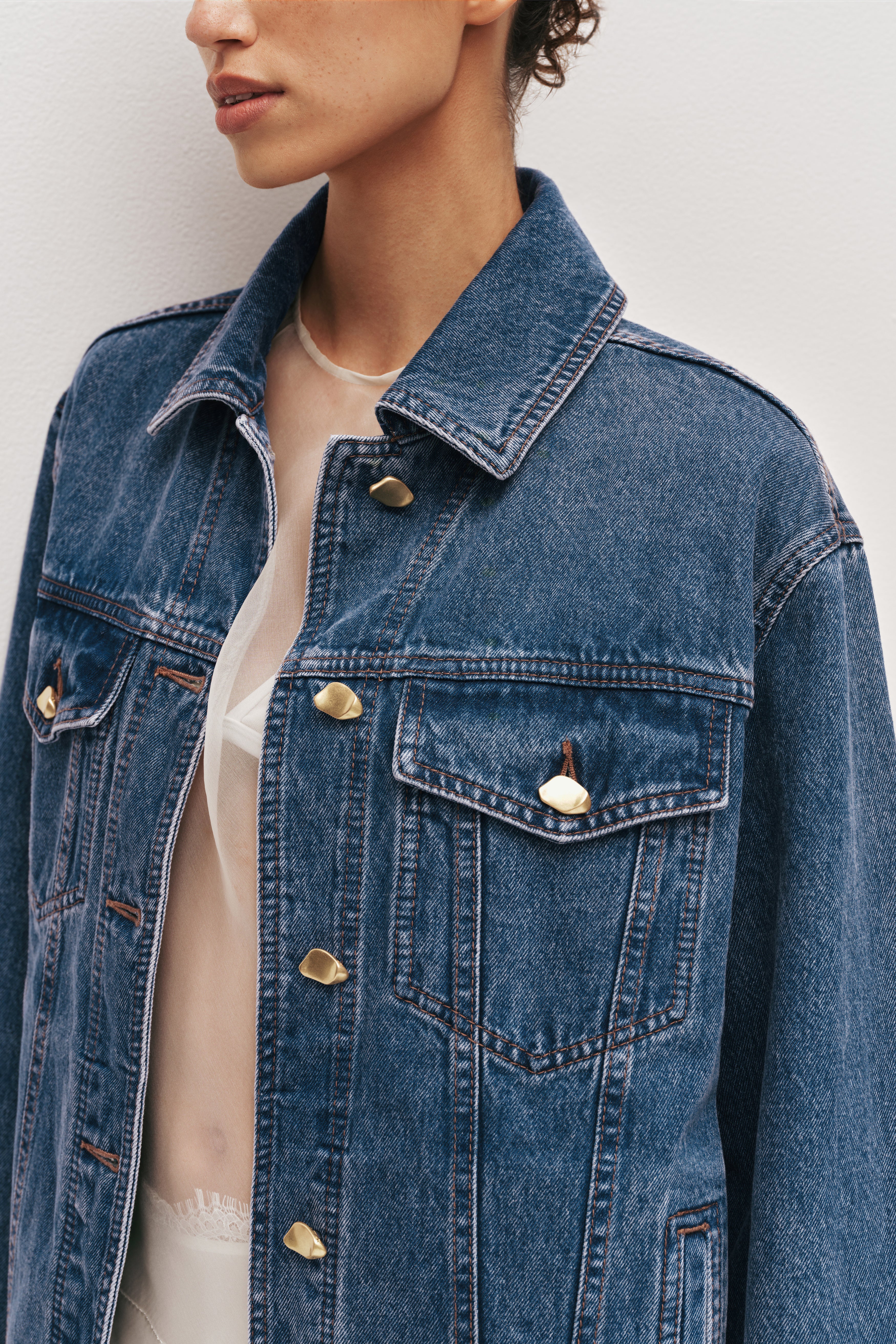 Aradia Oversized Denim Jacket - Image 4