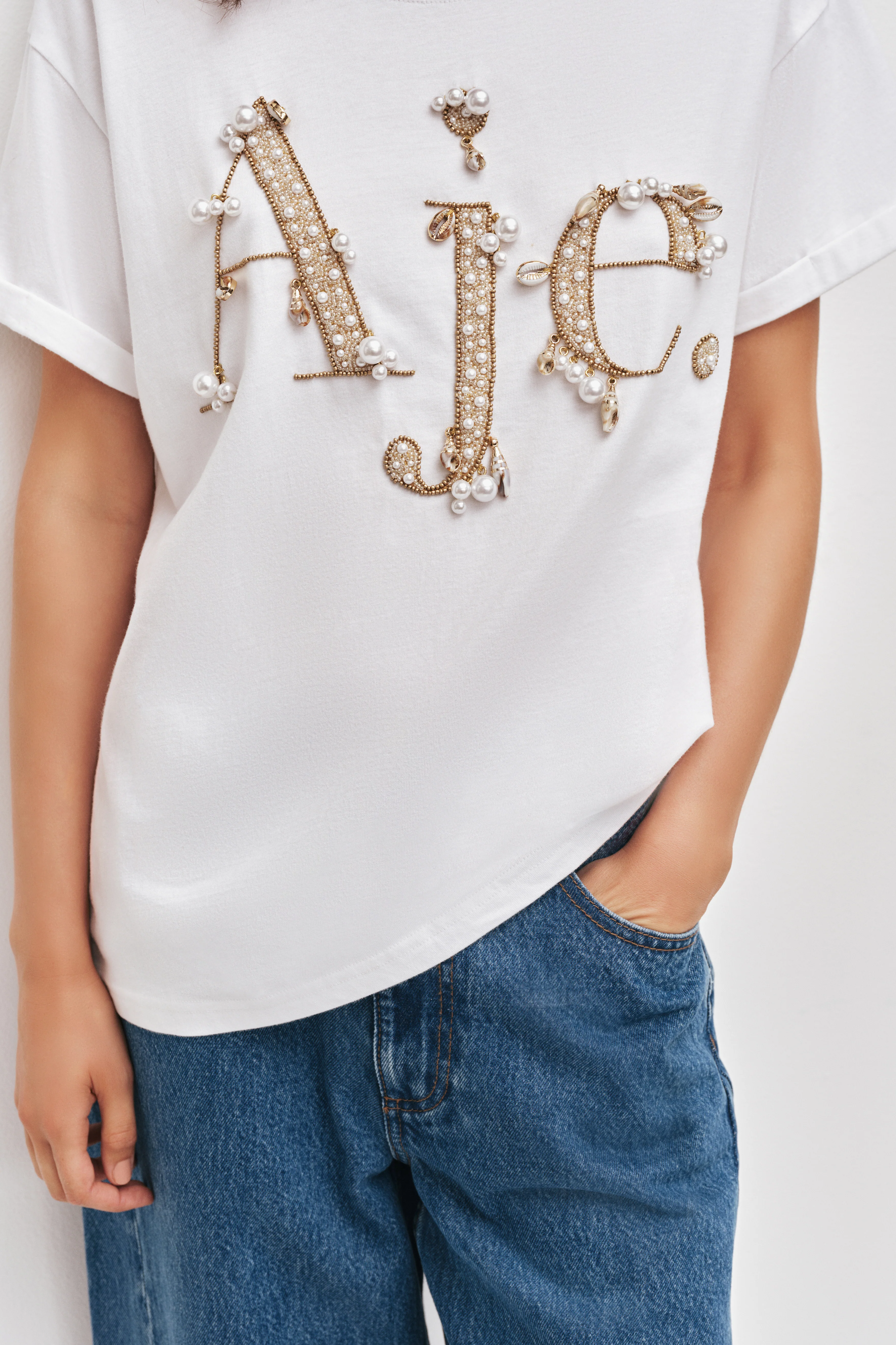 Atley Shell Logo Tee - Image 4