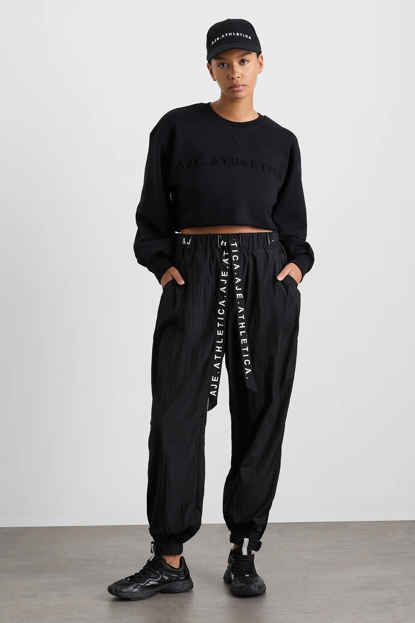 Belted Windbreaker Pant 502 - Image 7