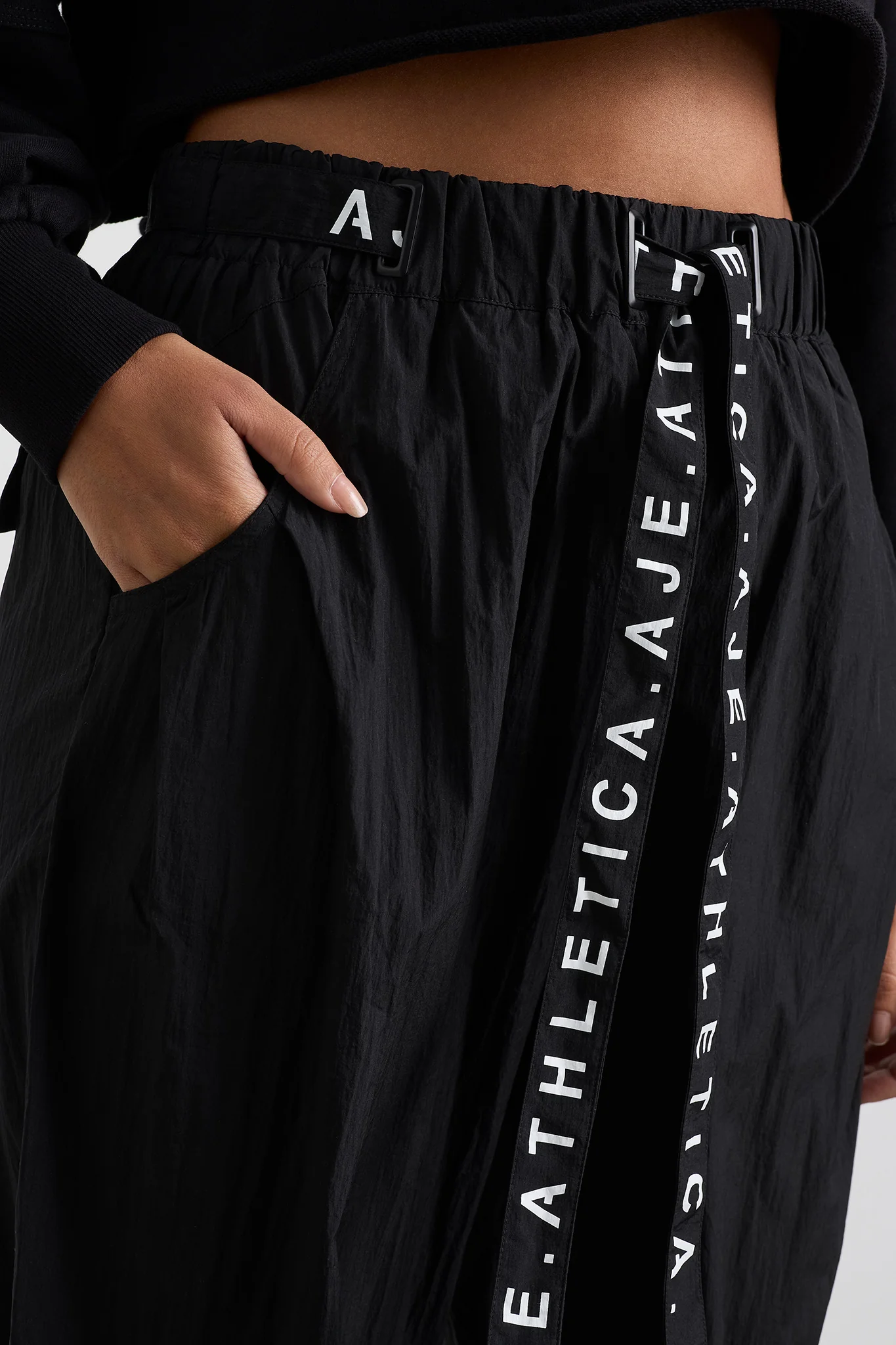 Belted Windbreaker Pant 502 - Image 9