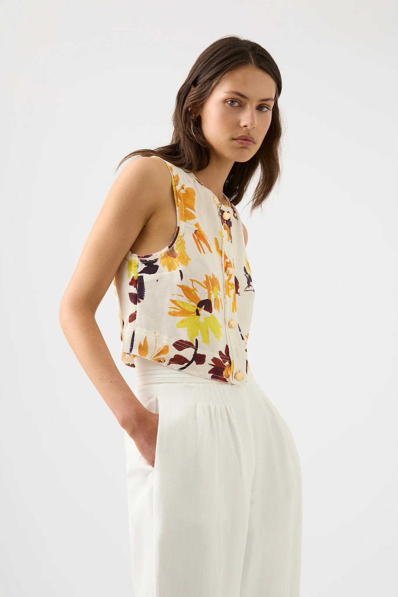 Bessie Floral Shell Top - Image 5