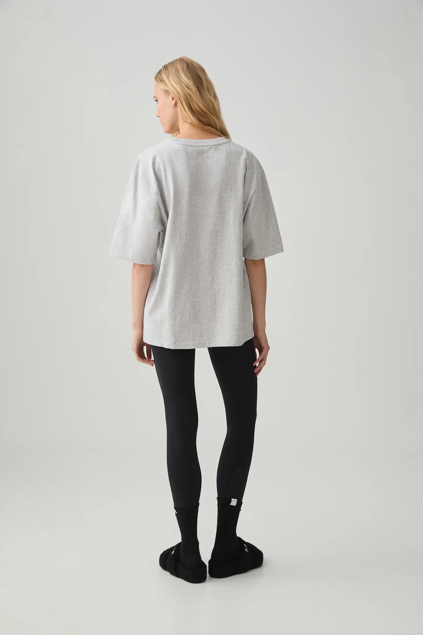 Boyfriend Logo Tee 102 - Image 5