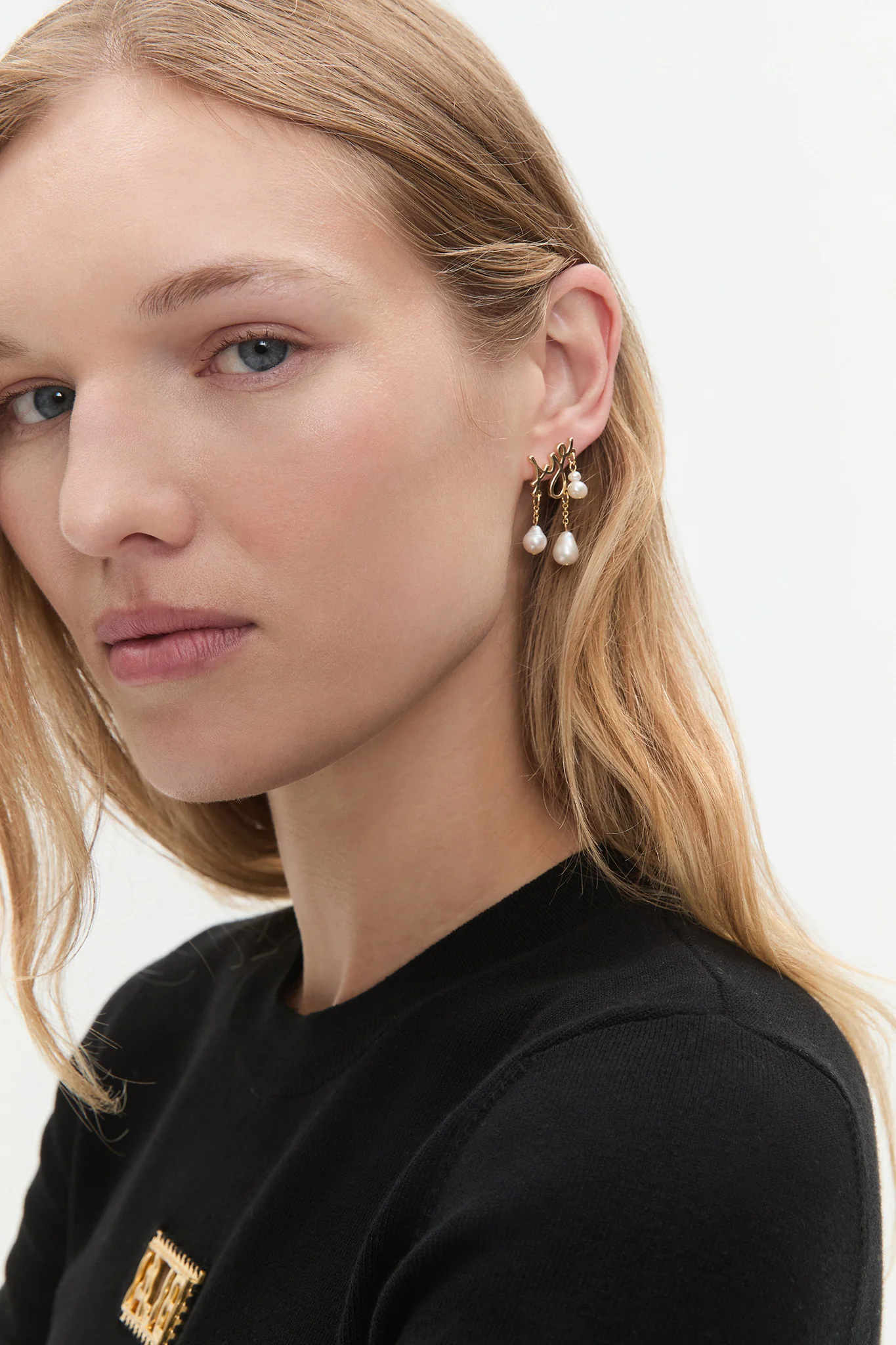 Carmen Pearl Drop Stud - Image 3
