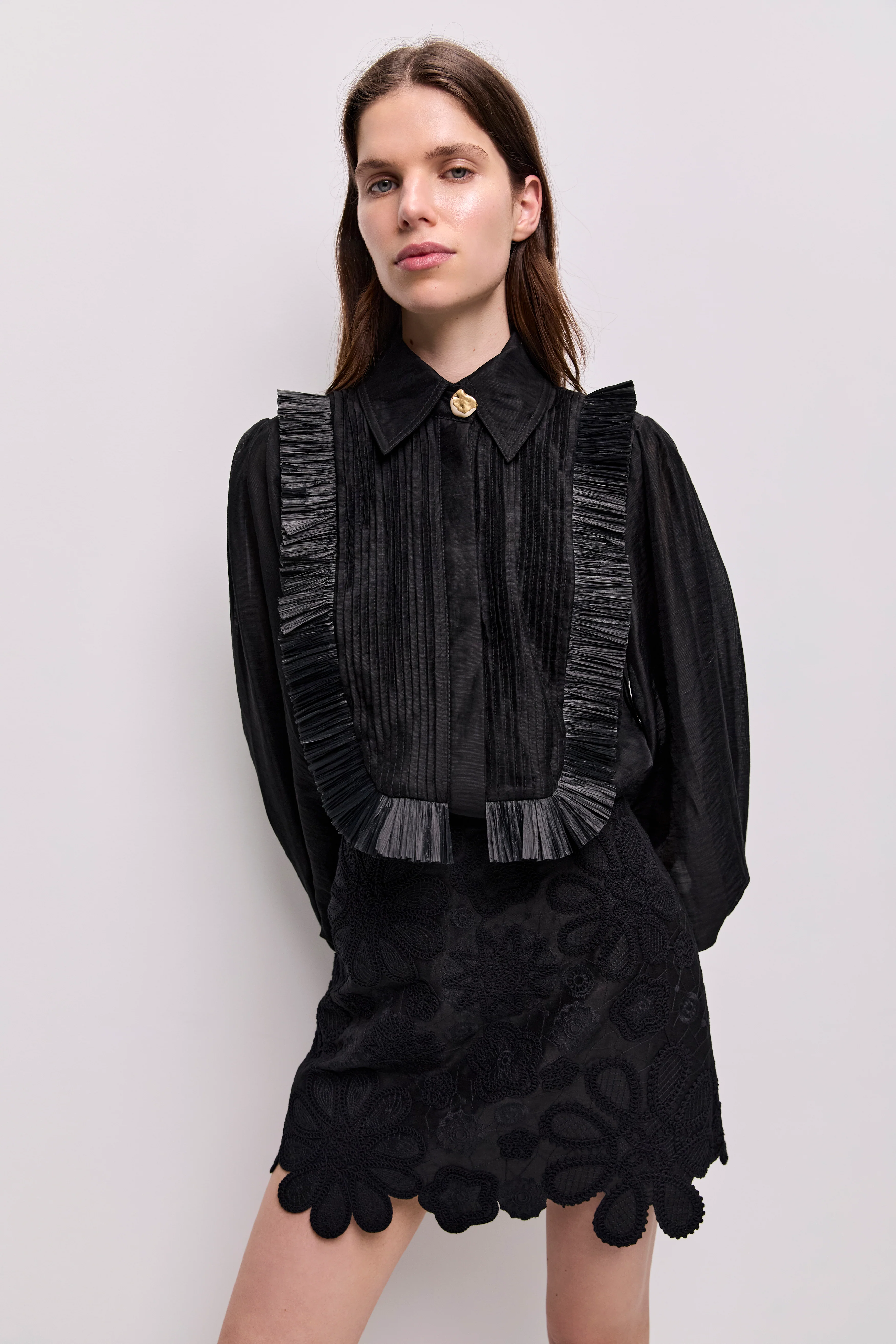 Gia Embroidered Mini Skirt - Image 3