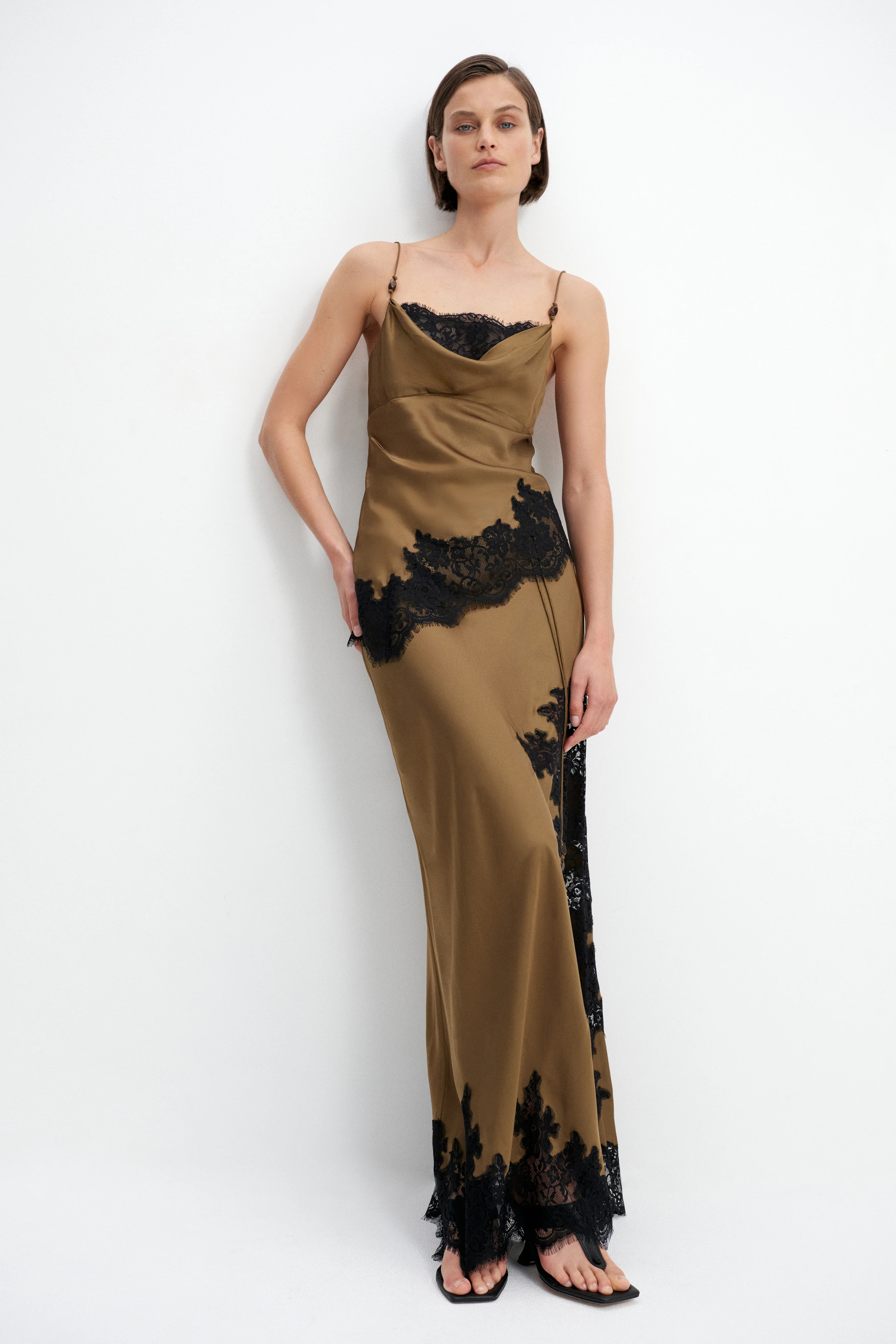 Hazel Lace Skirt - Image 5