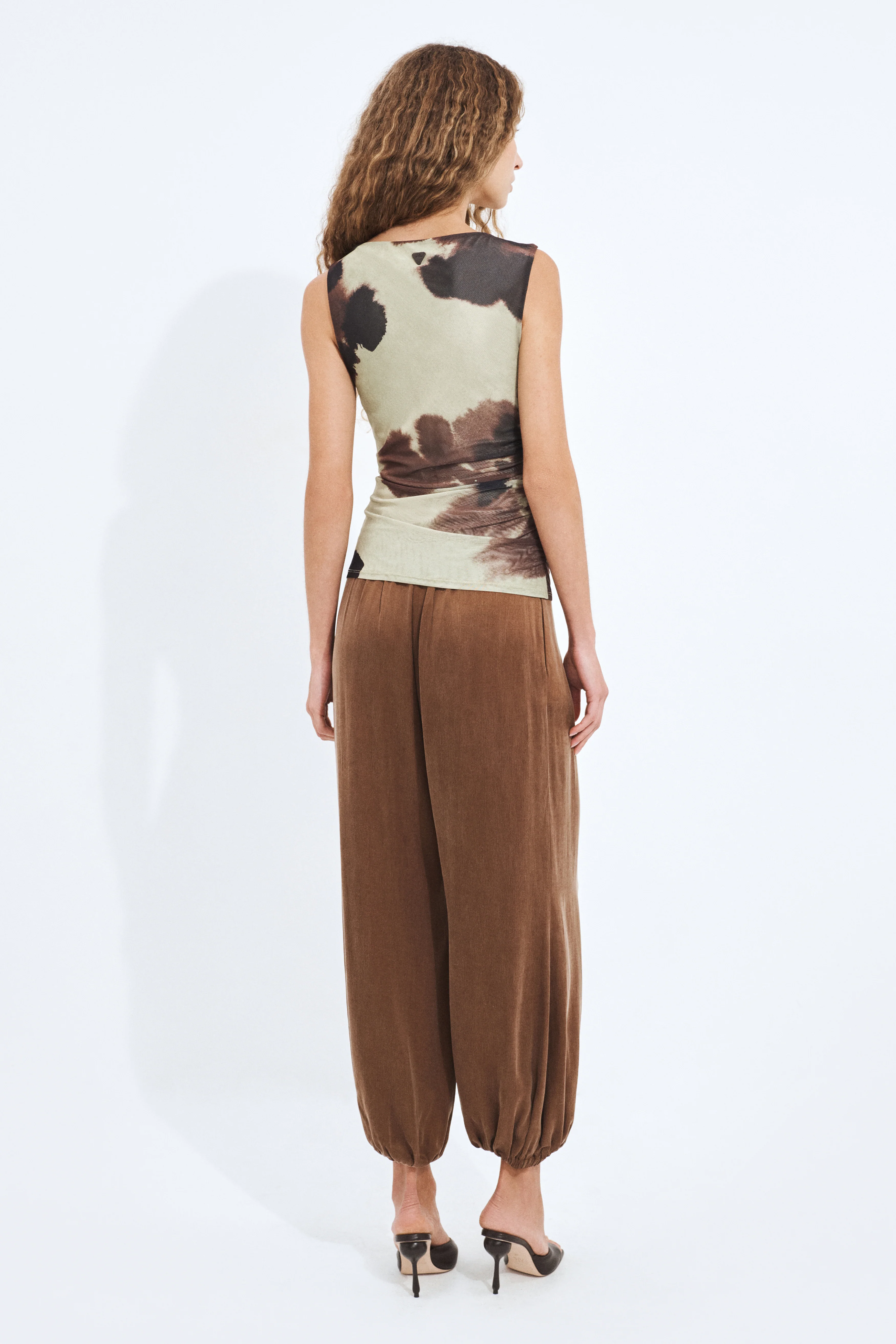 Kayla Keyhole Top - Image 5