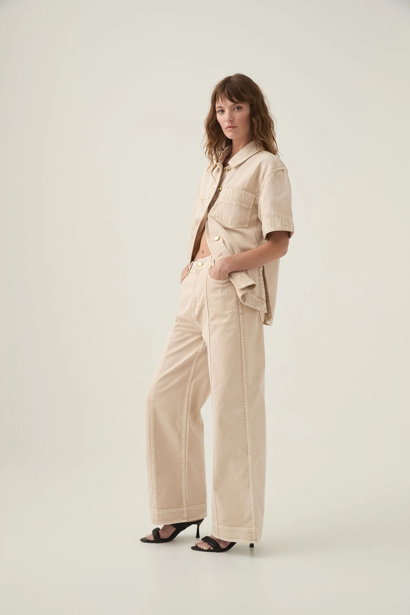 Kya Contrast Wide Leg Jeans - Image 5