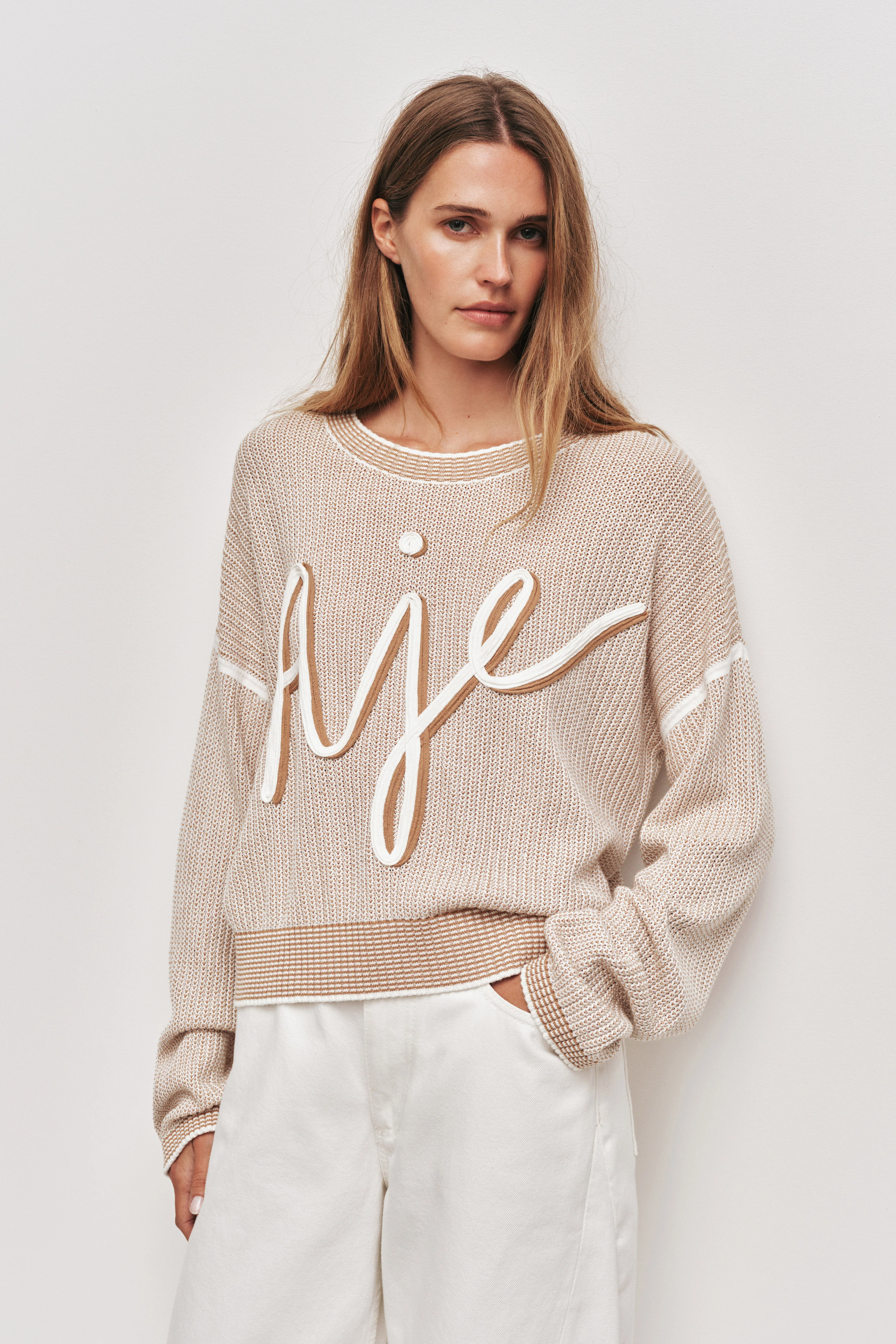Metis Logo Knit Jumper - Image 3