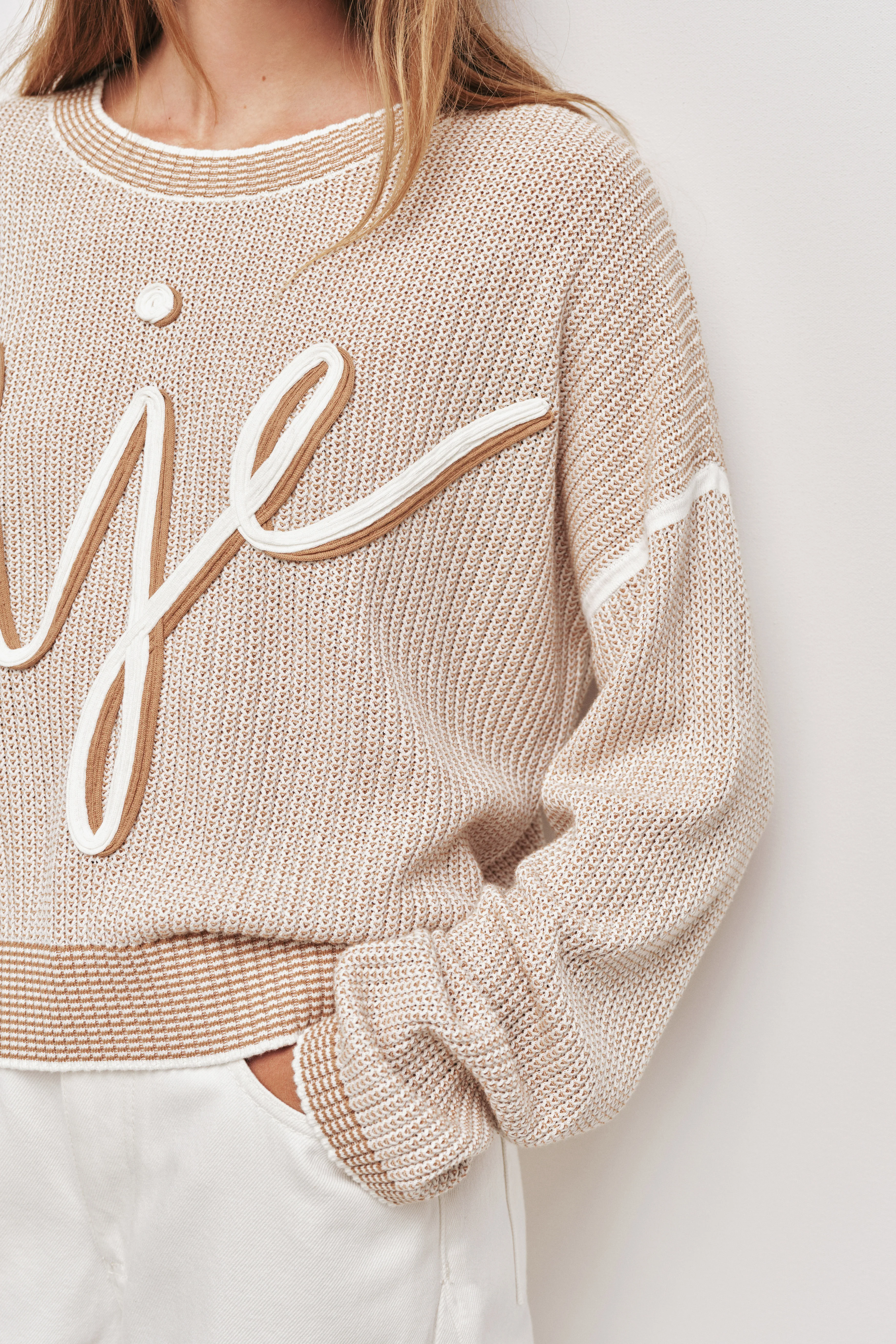 Metis Logo Knit Jumper - Image 4