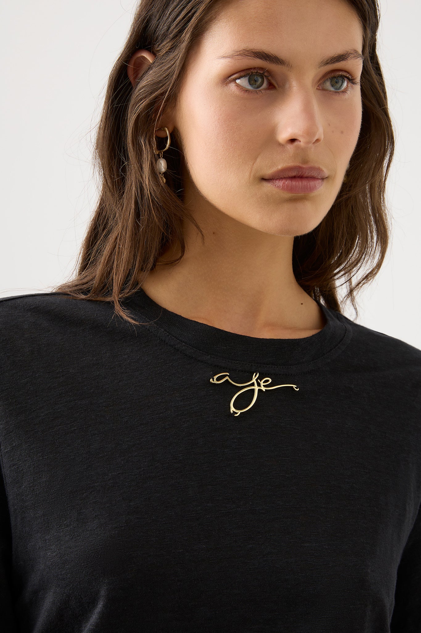 Mira Linen Tee - Image 4