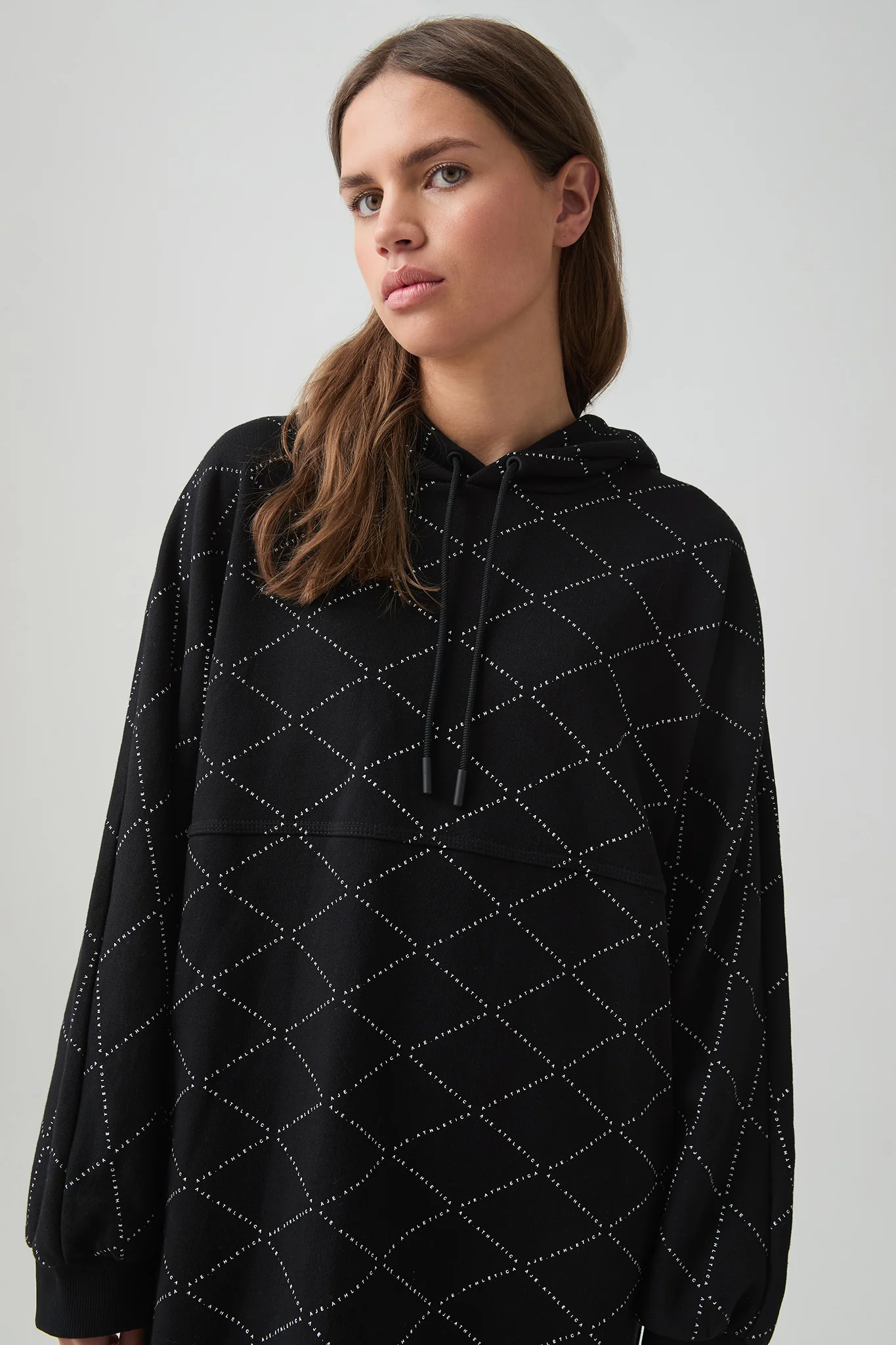 Oversized Hooded Jumper 411 - Image 3
