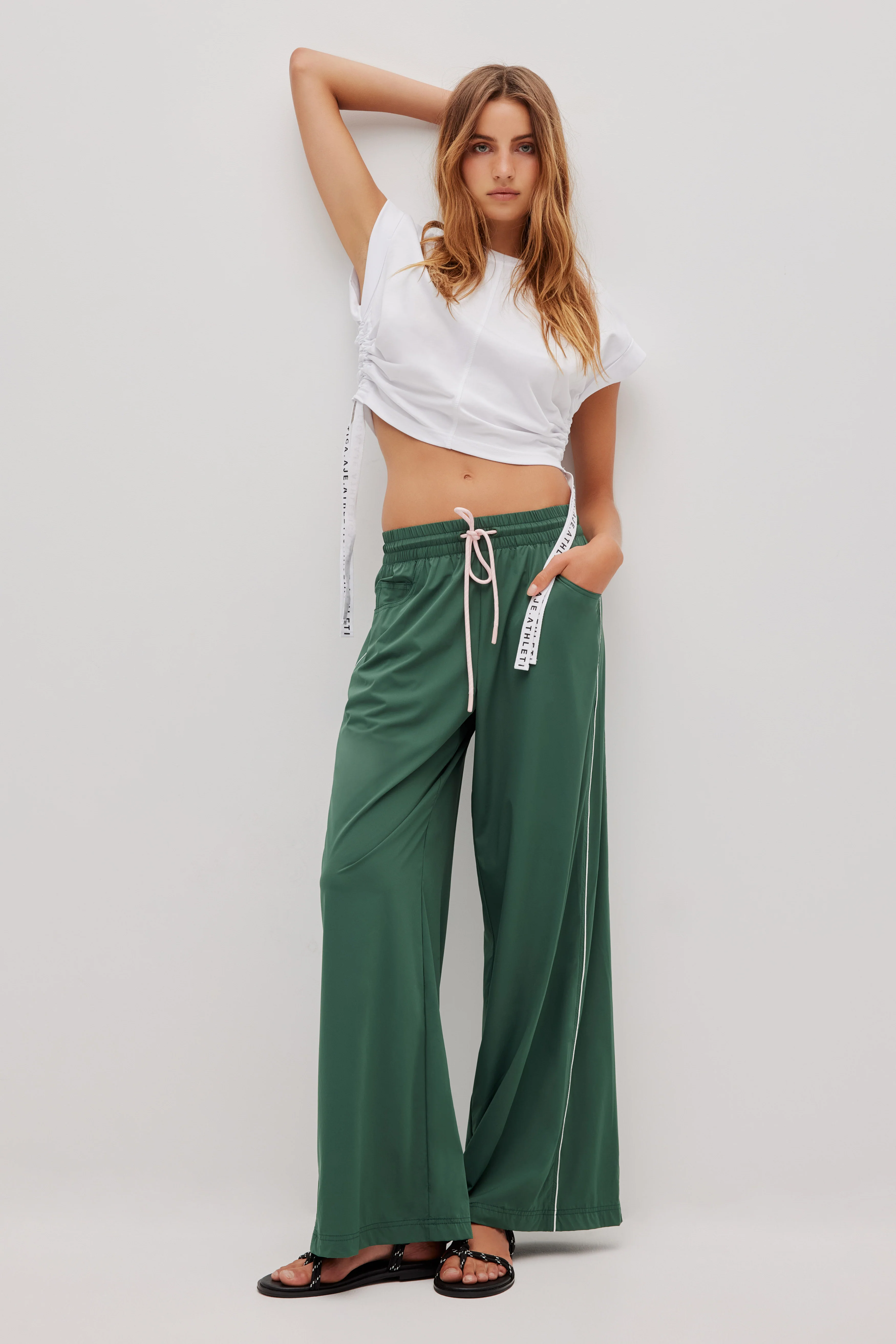 Panelled Spray Pant 512