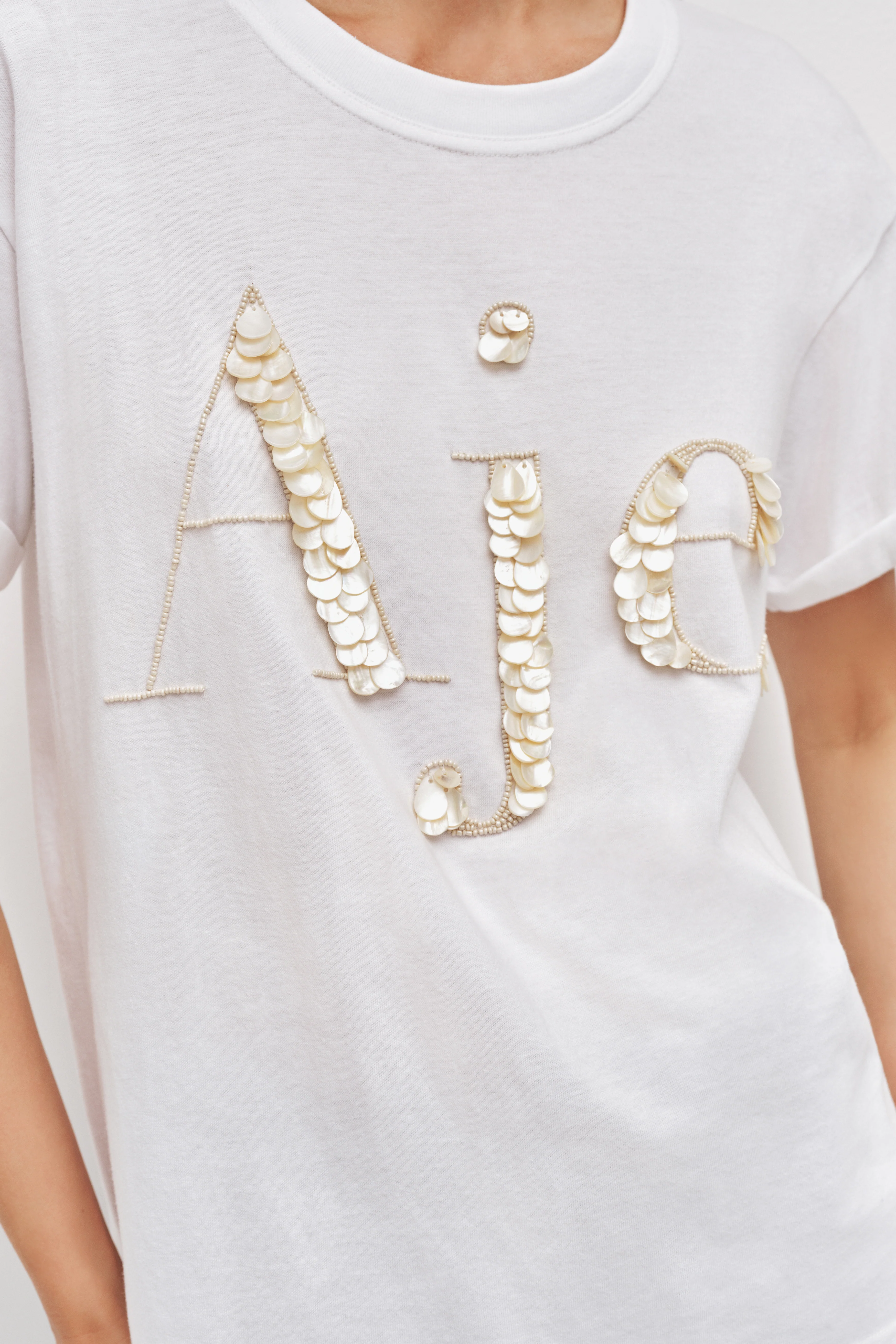 Pippa Pearl Logo Tee - Image 4