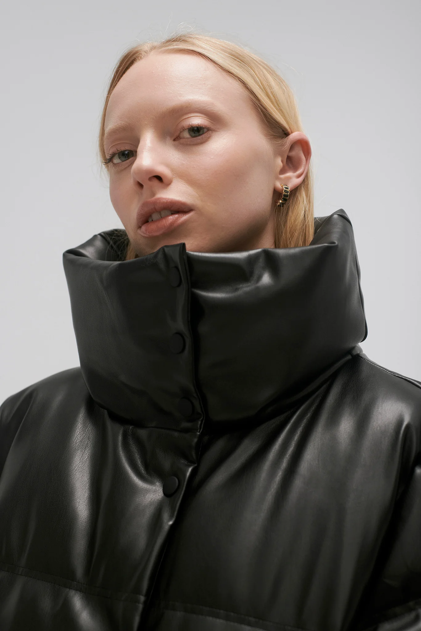 Roamer Puffer Jacket - Image 4