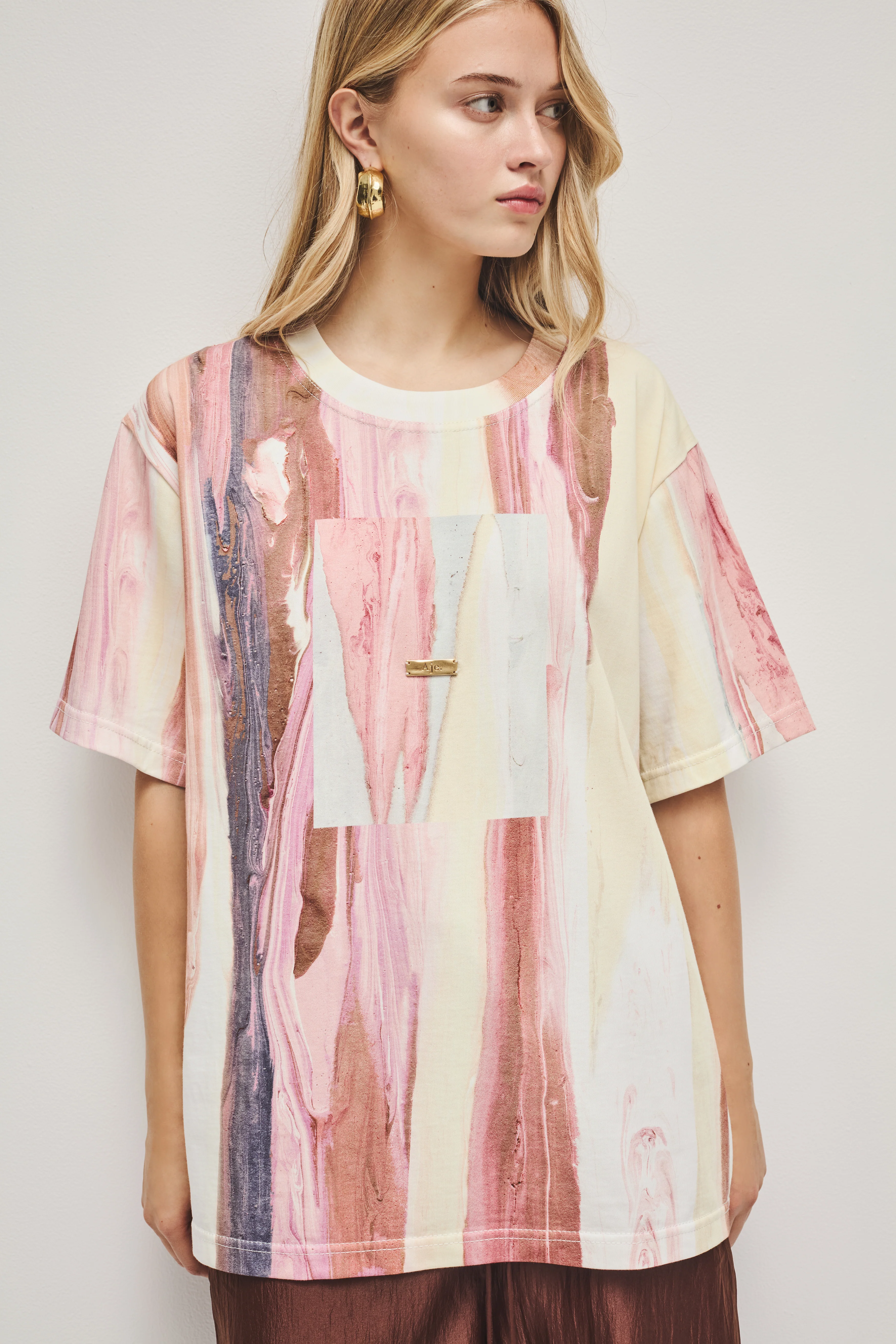 Sabre Oversized Tee - Image 3