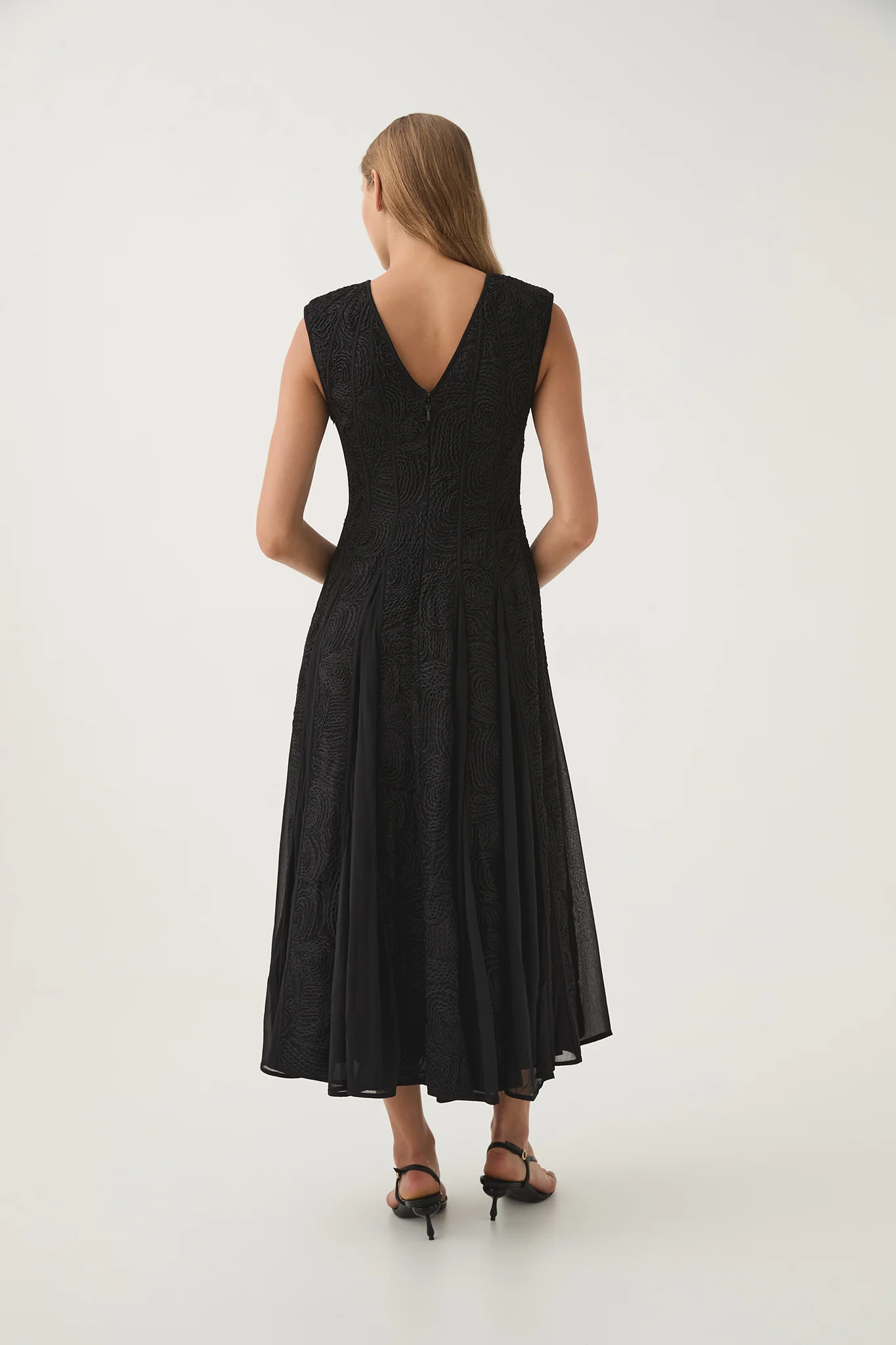 Soleil Lace Midi Dress - Image 5