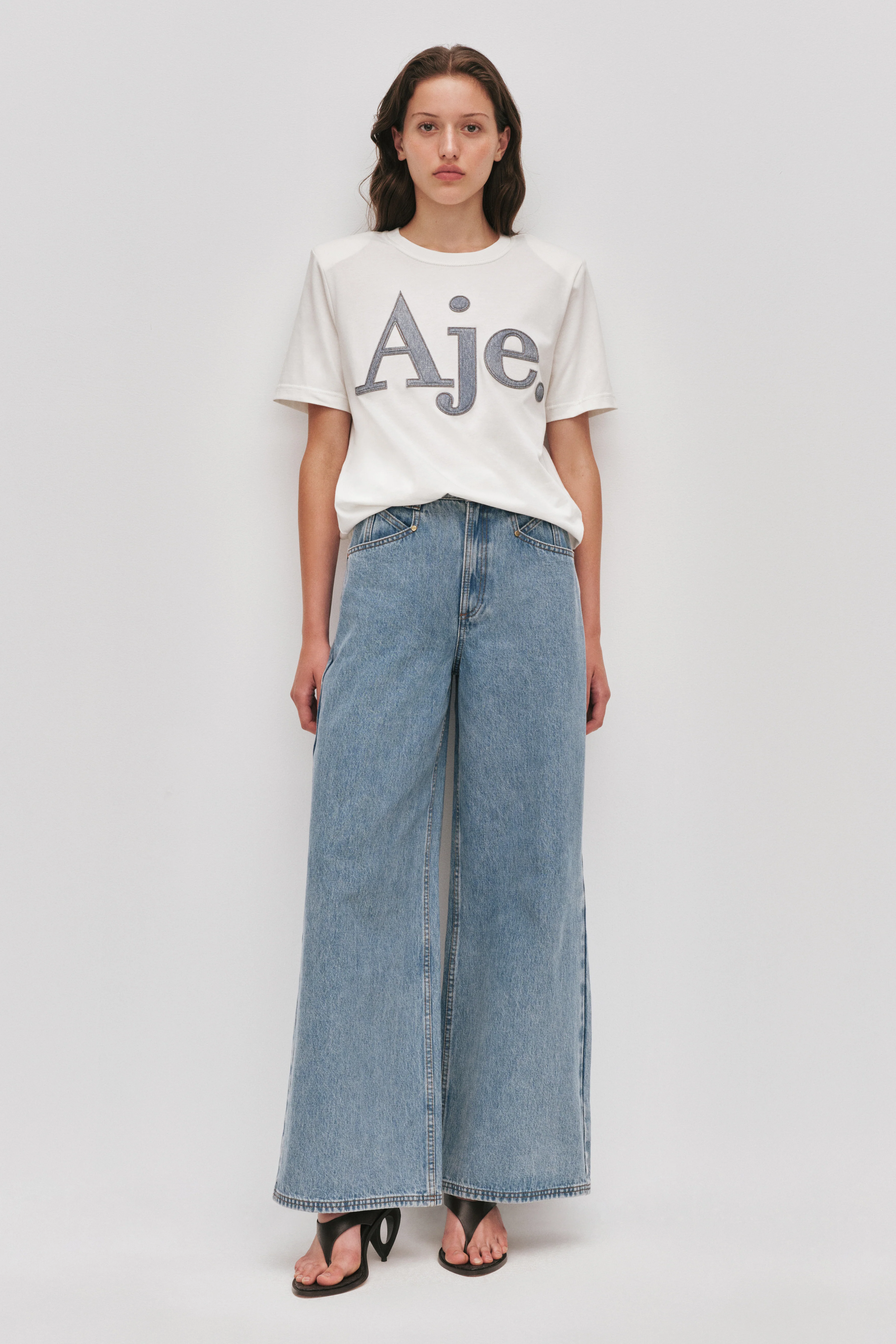 Sunniva Logo Tee