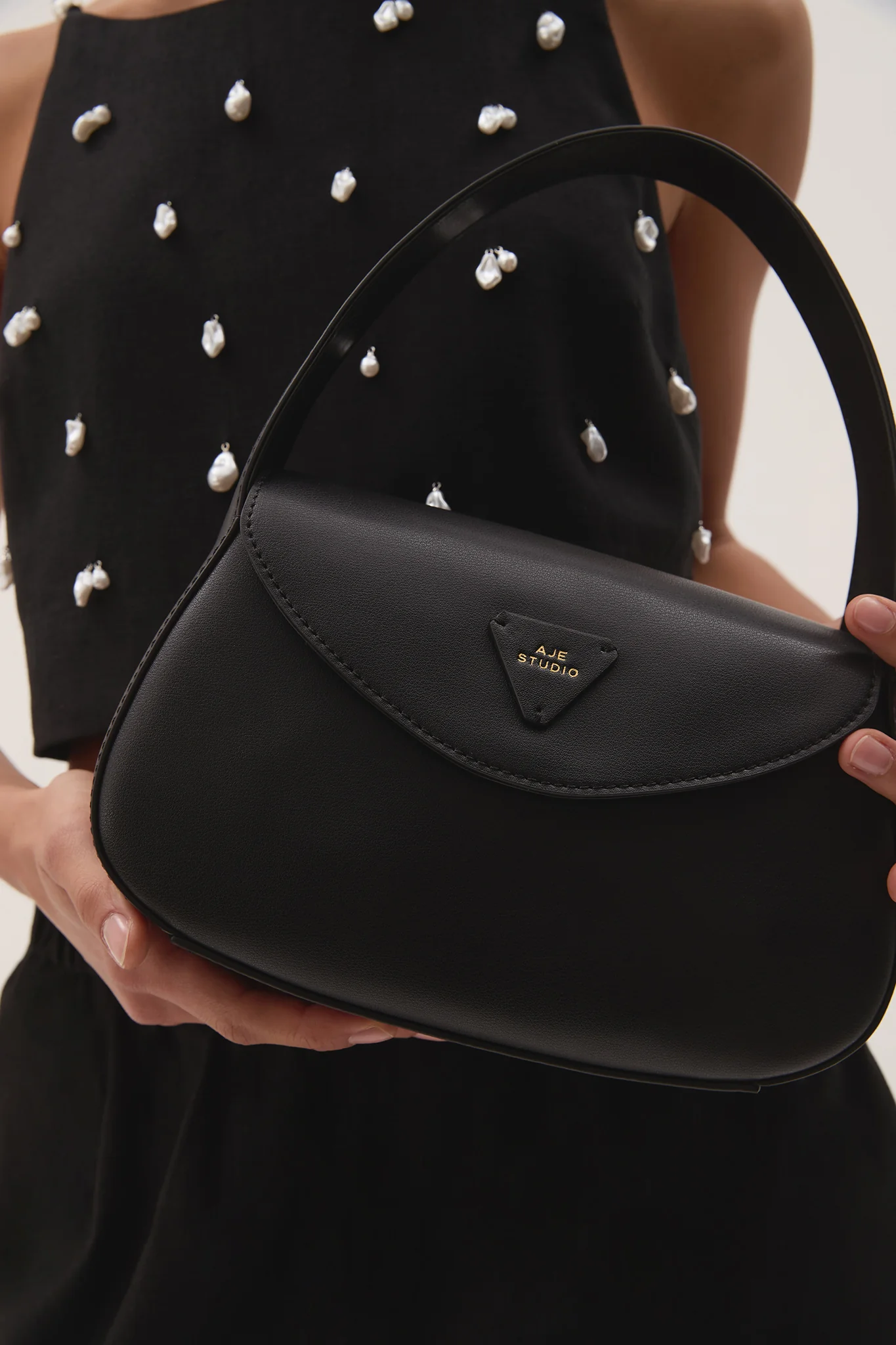 Symi Shoulder Bag - Image 7