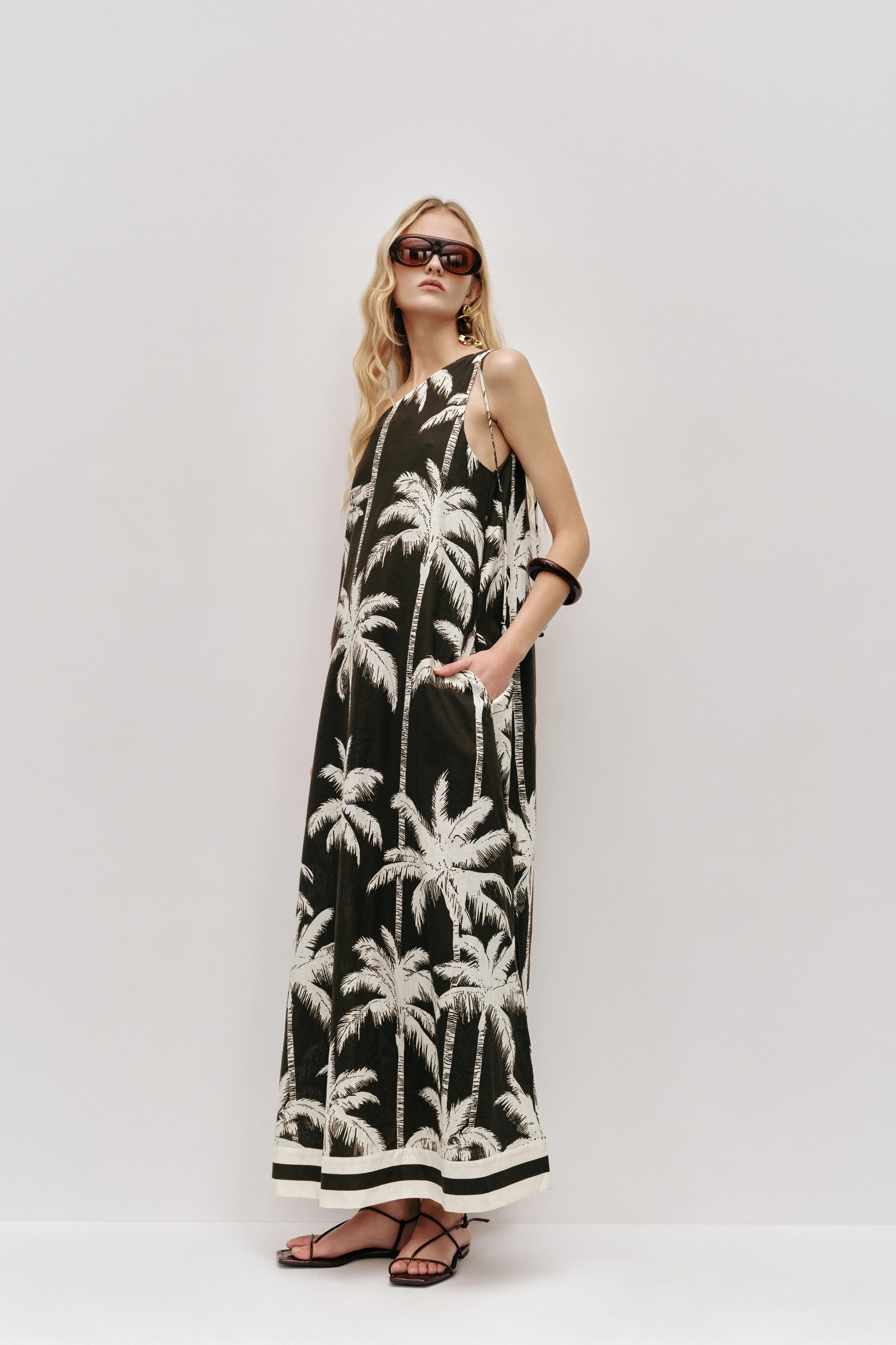 Tansia One Shoulder Maxi Dress - Image 3