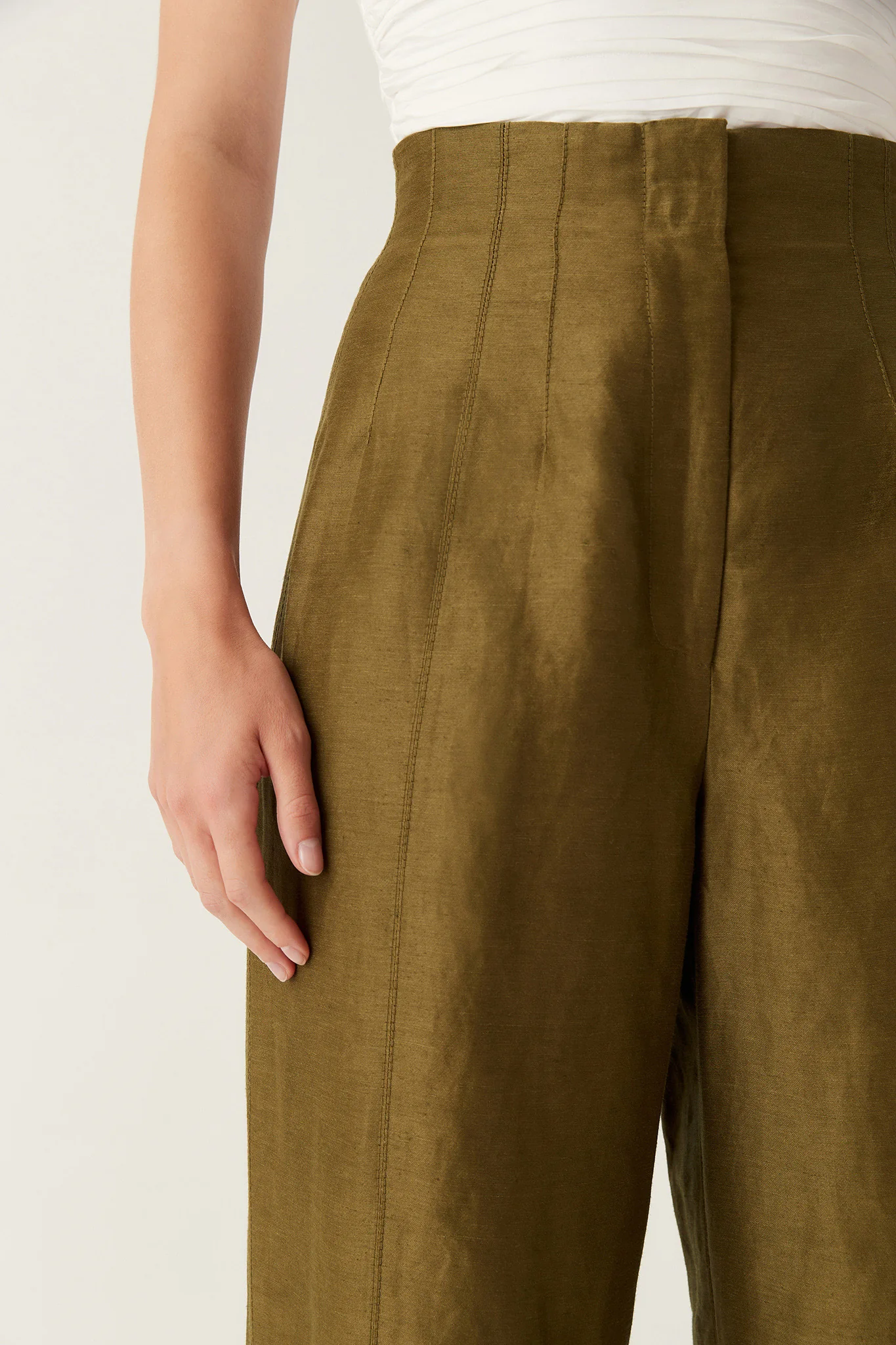 Theory Cinched Pant - Image 4