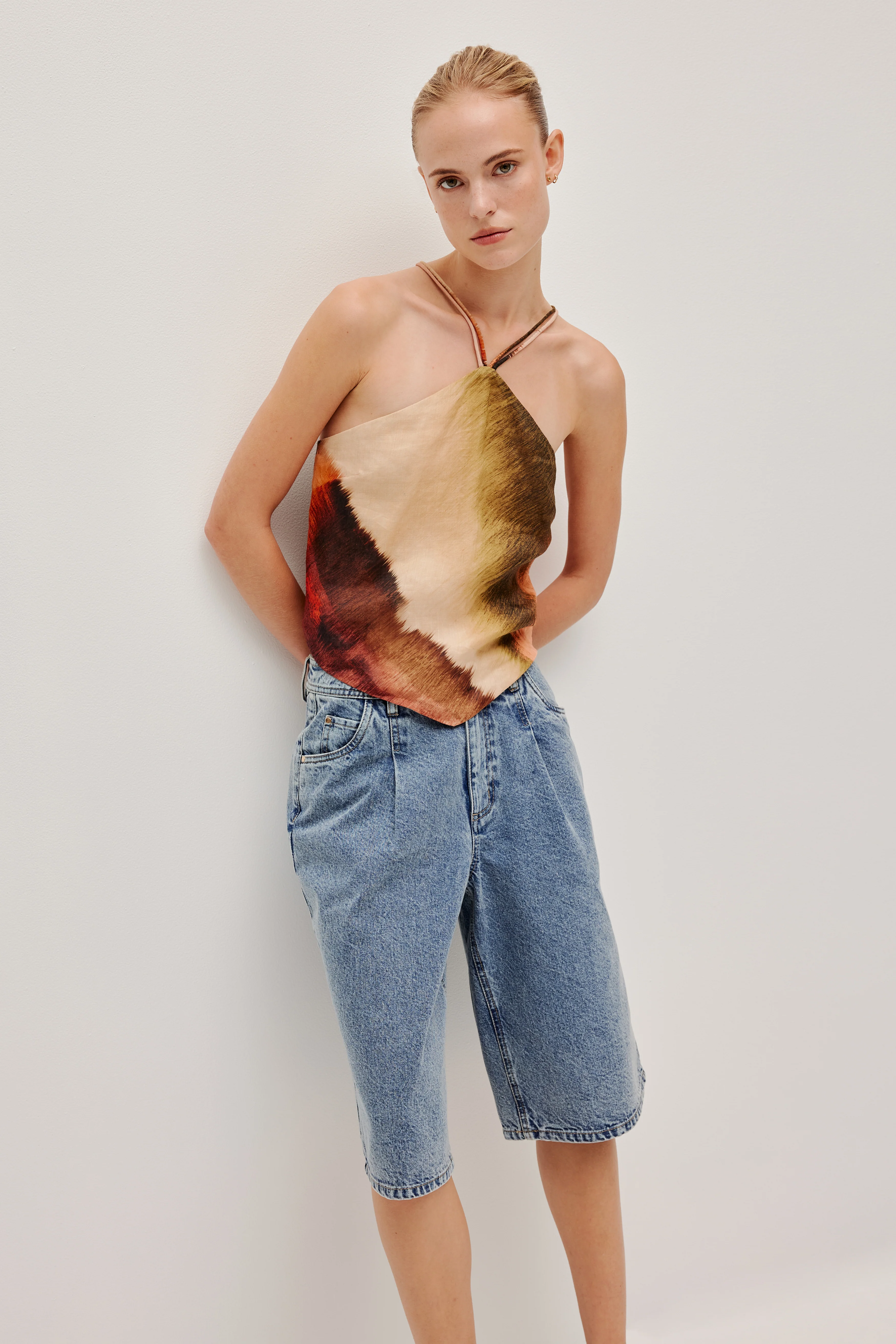 Tully Longline Short - Image 8