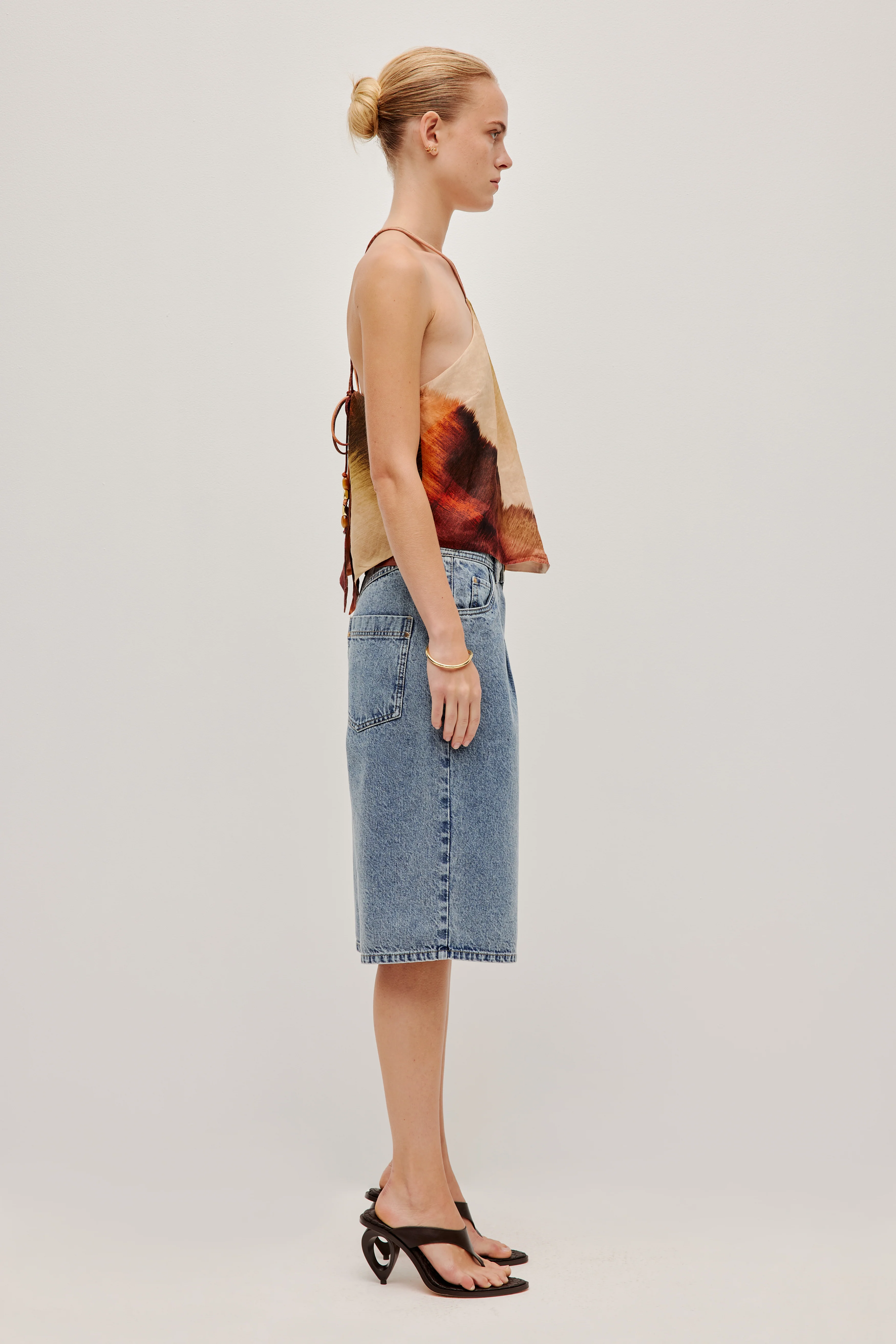 Tully Longline Short - Image 9