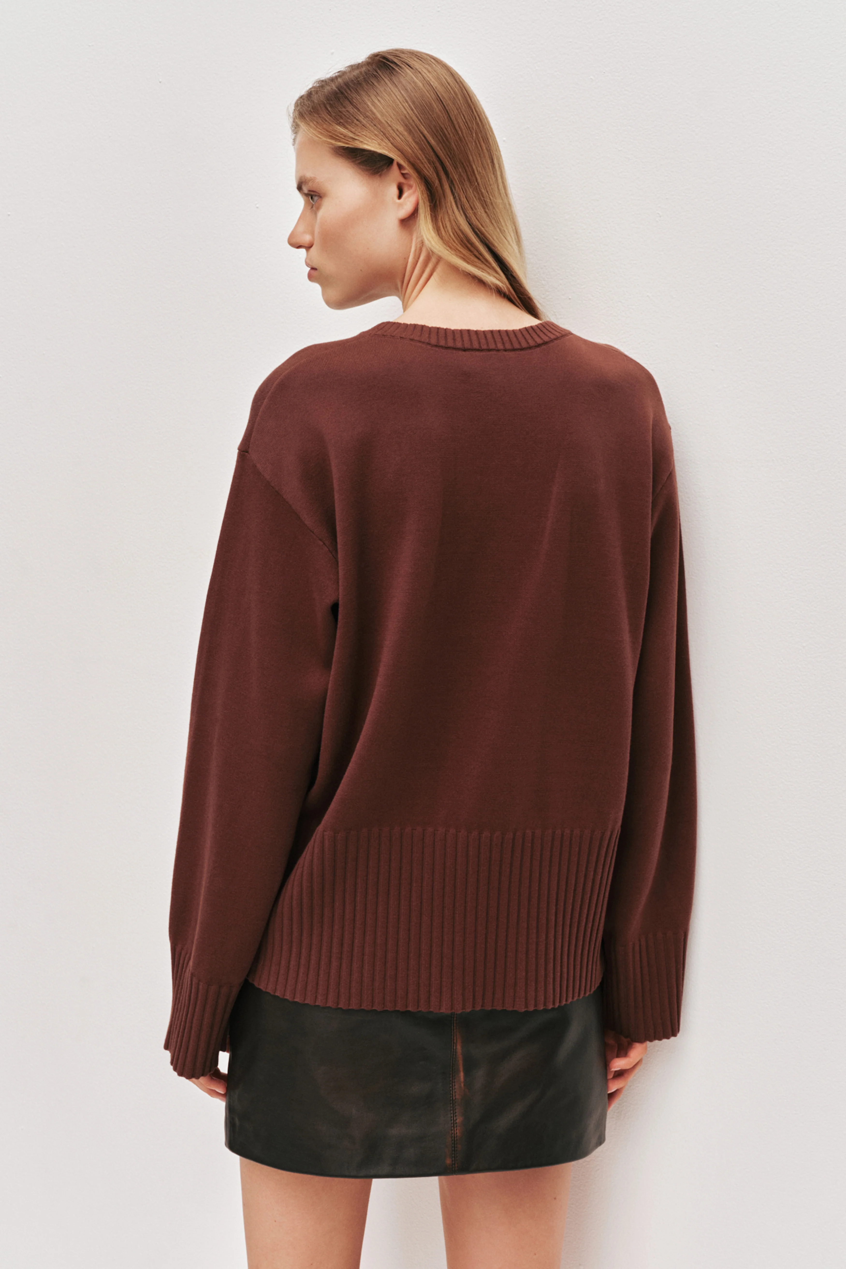 Tylor Logo Jumper - Image 5