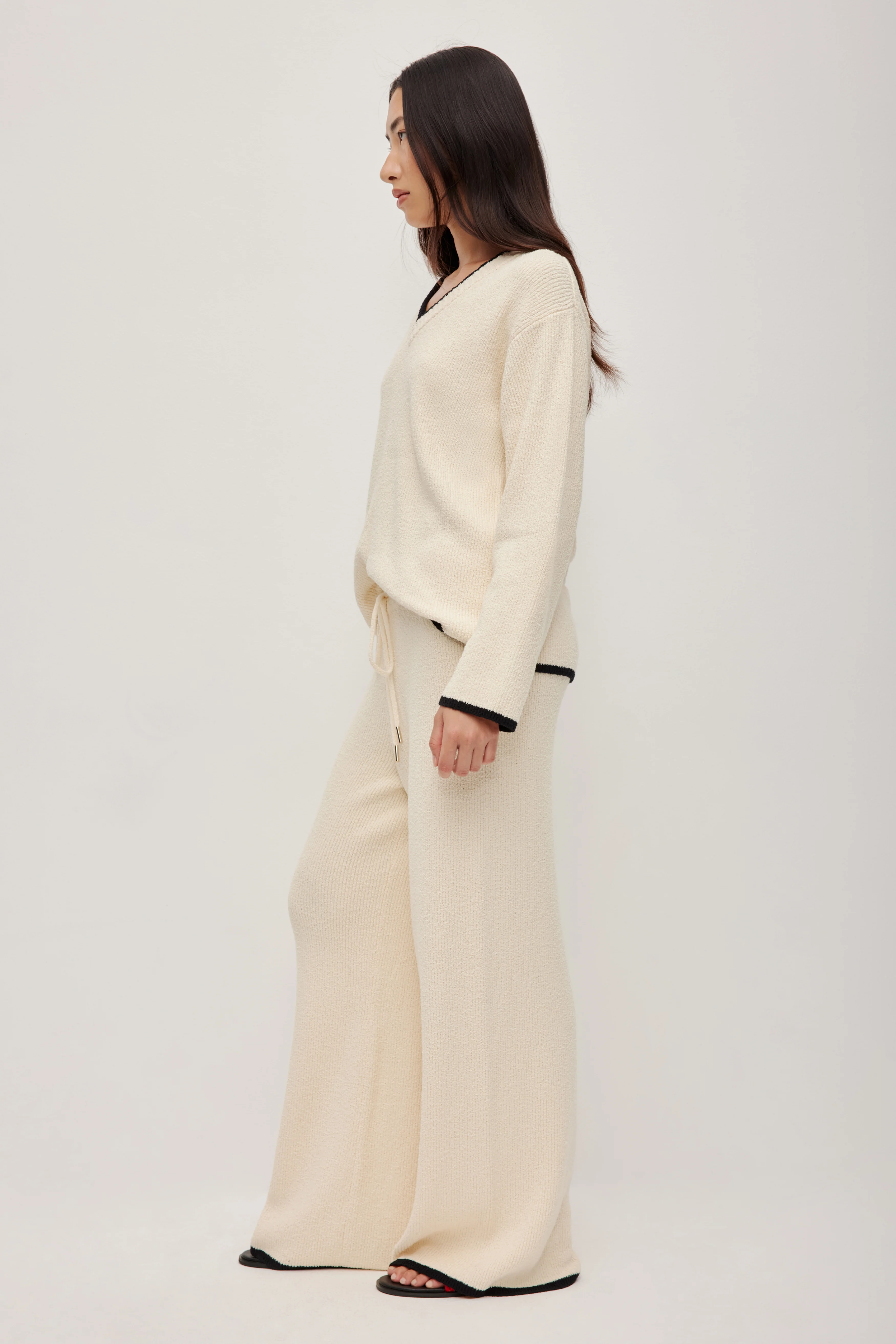 V-Neck Knit Jumper - Image 6