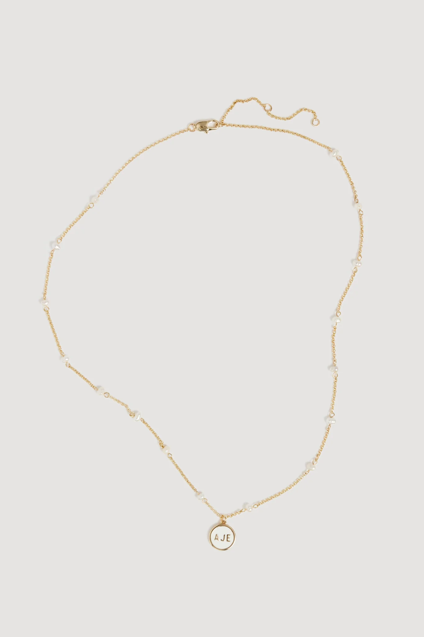Vista Pearl Necklace
