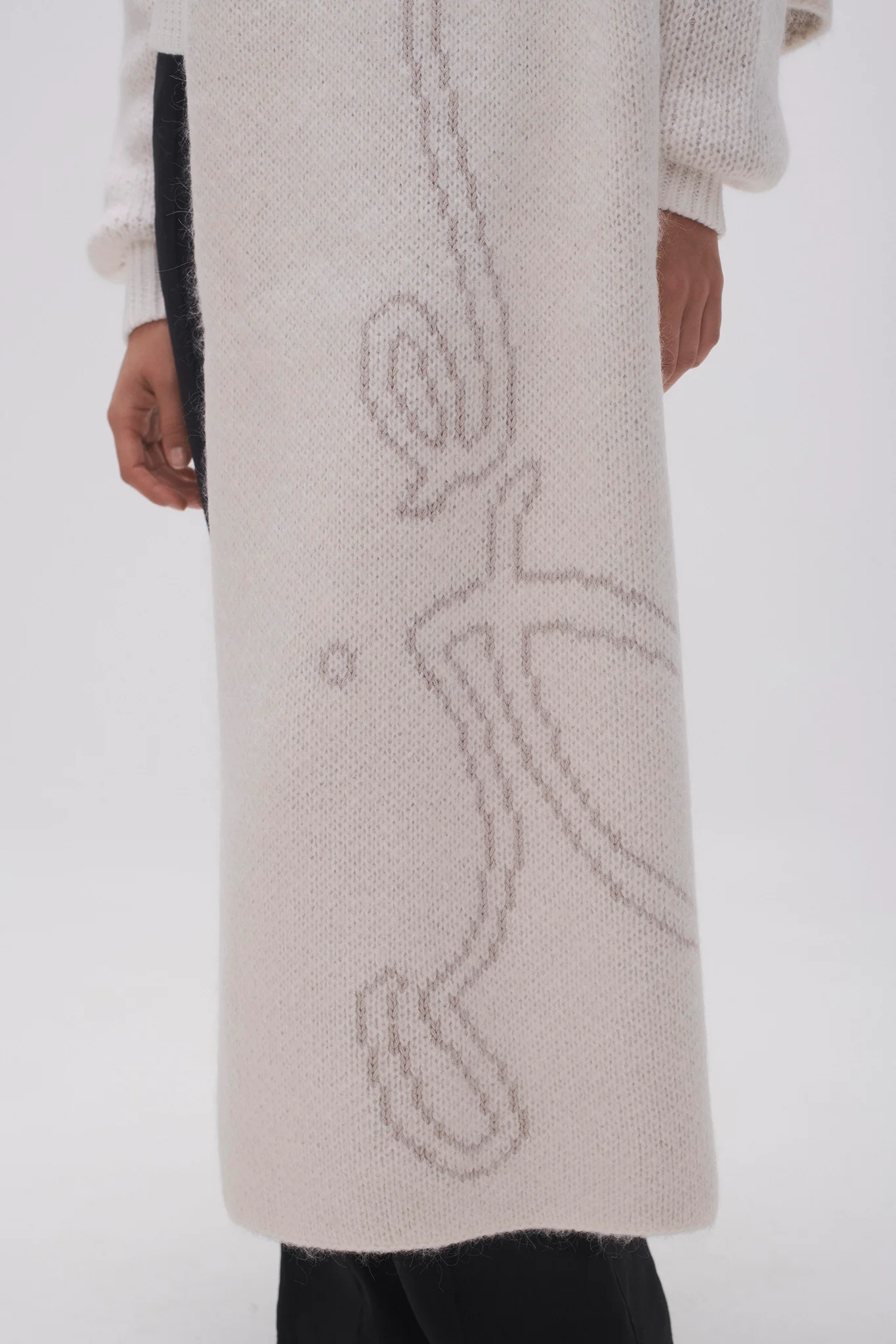 Wavelength Logo Scarf - Image 4